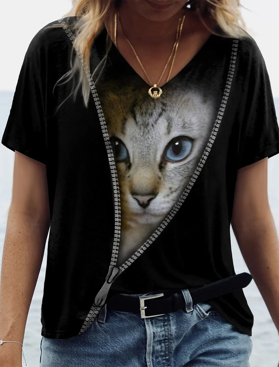 Kawaii Cat Graphic T Shirt For Women Painting Print Harajuku Short Sleeve Tops Summer V-Neck Pullover Female Loose Clothing Tees