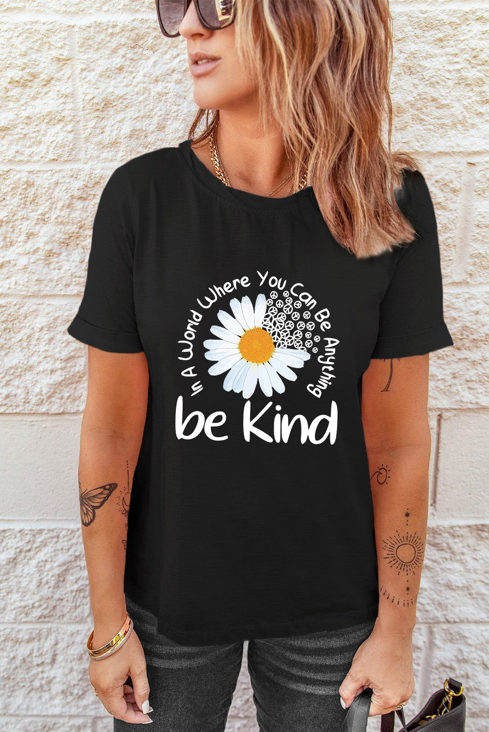 Be Kind Daisy Crewneck Tee