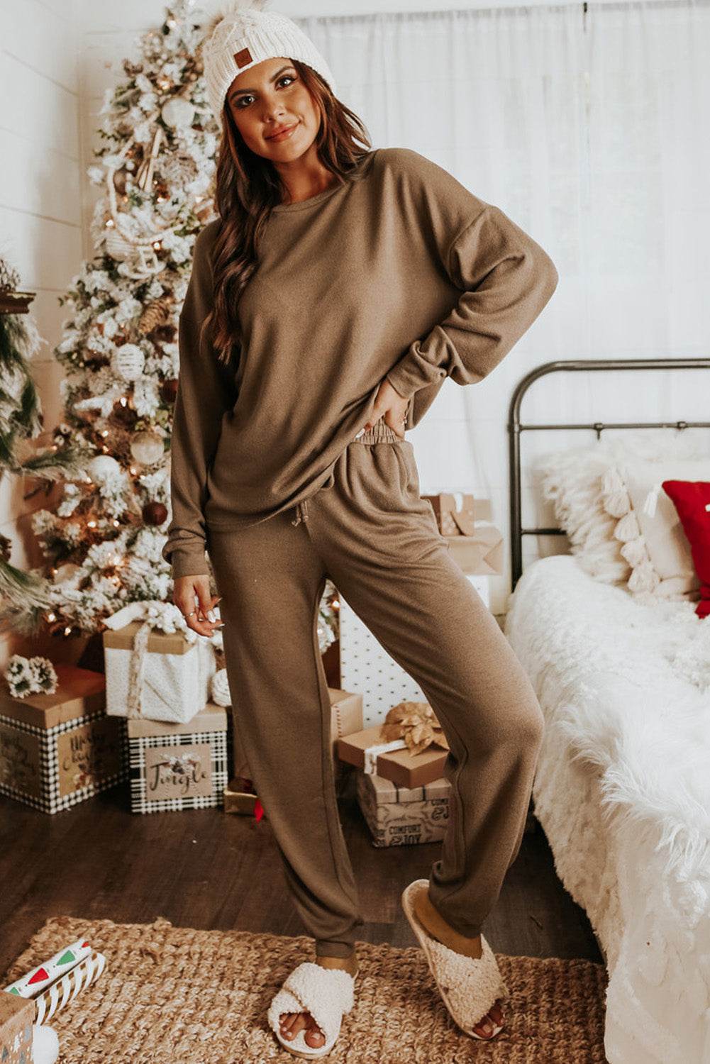 Khaki Long Sleeve Pullover & Jogger Pants Loungewear Set