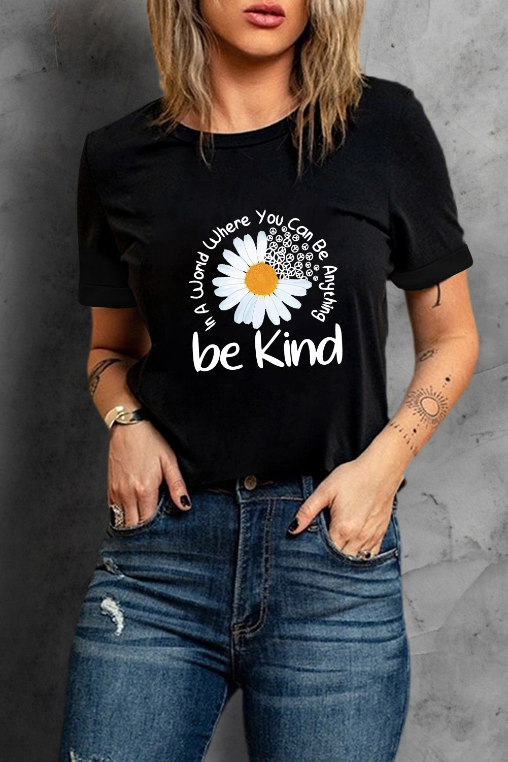 Be Kind Daisy Crewneck Tee