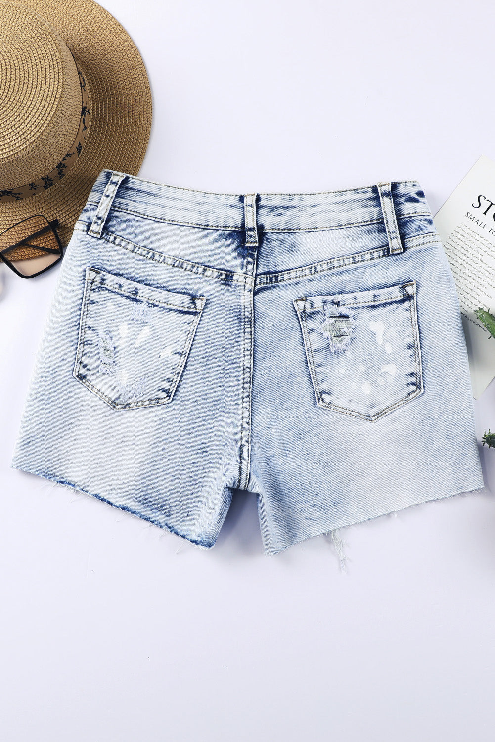 Light Blue Distressed Raw Hem Casual Bleached Denim Shorts